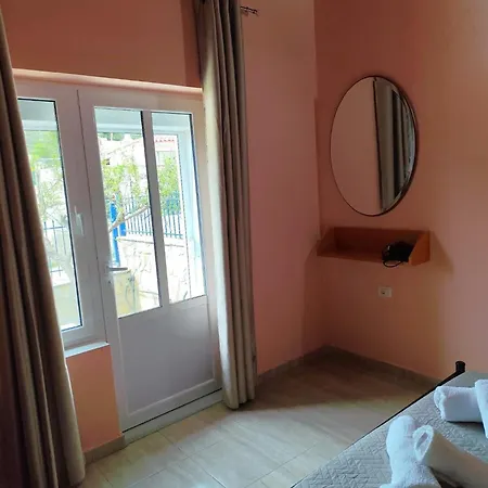 Christalex Apartment